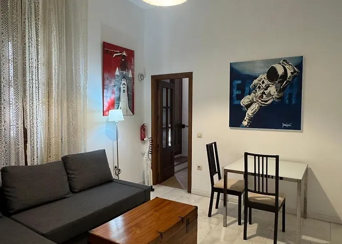 Pedro Lopez Free Parking Center