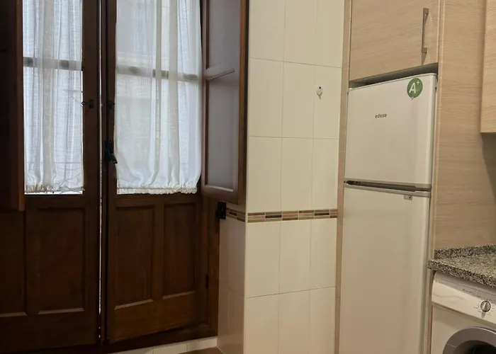 Pedro Lopez Free Parking Center * קורדובה