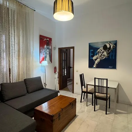 Pedro Lopez Free Parking Center